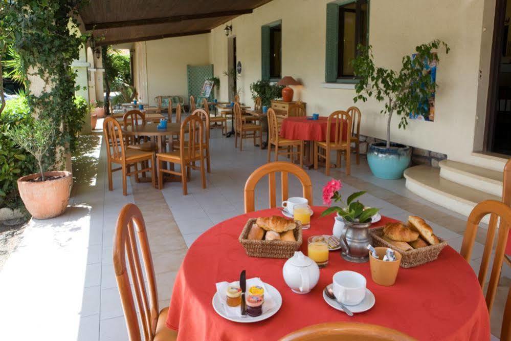 Les Orangers Hotel Aleria  Exterior photo