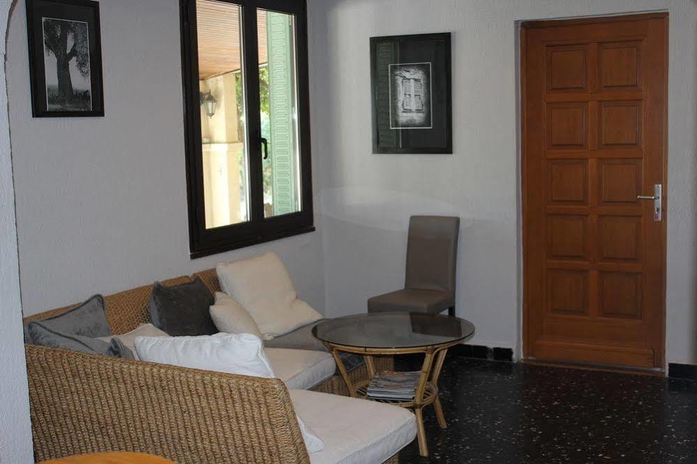 Les Orangers Hotel Aleria  Exterior photo